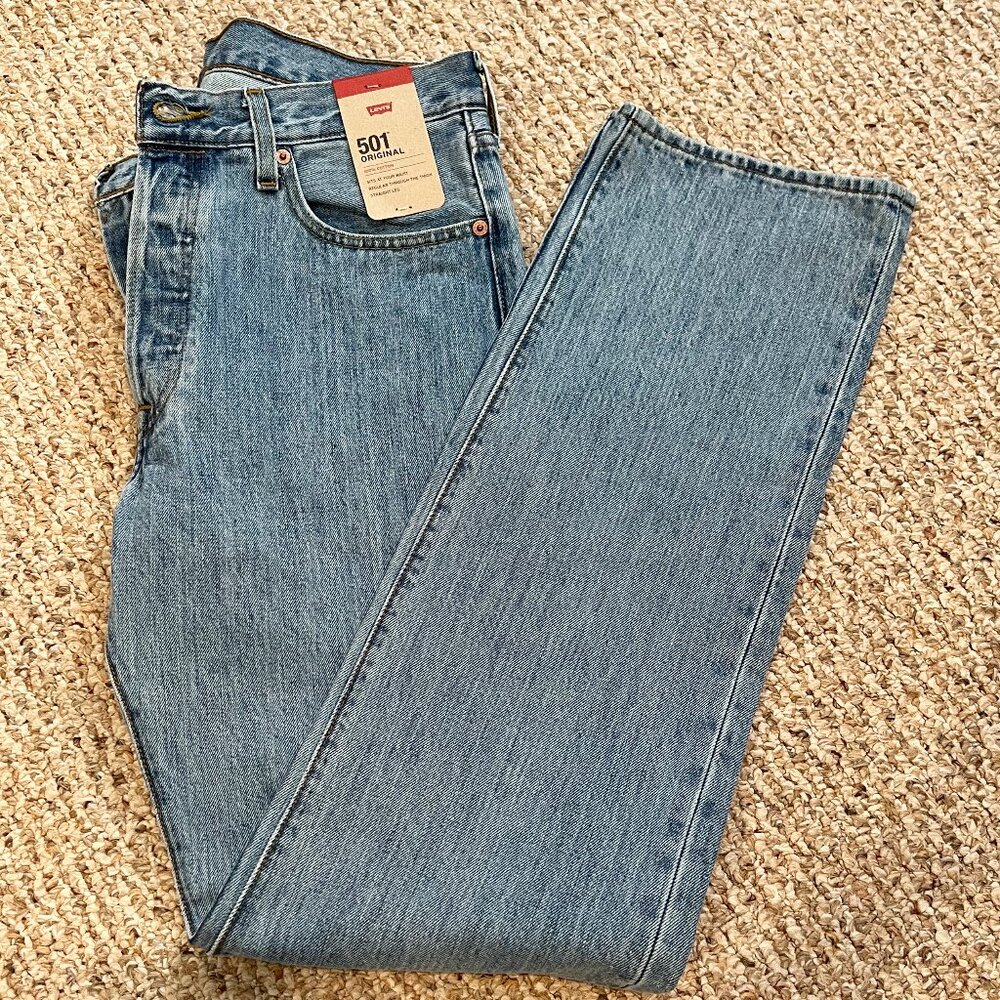 NWT Levis 501 Original Light SW Jeans Straight Leg 33x34